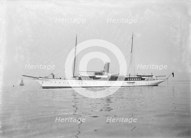 The steam yacht 'Maid of Honour' at anchor, 1914. Creator: Kirk & Sons of Cowes.