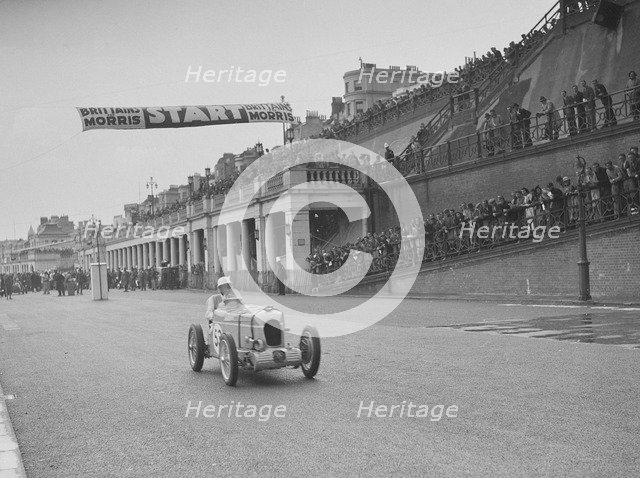 MG leaving the starting line in the Brighton Speed Trials, 1938. Artist: Bill Brunell.