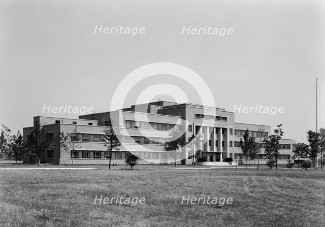 Johns-Manville Research Laboratory, Finderne, New Jersey, 1949. Creator: Gottscho-Schleisner, Inc.