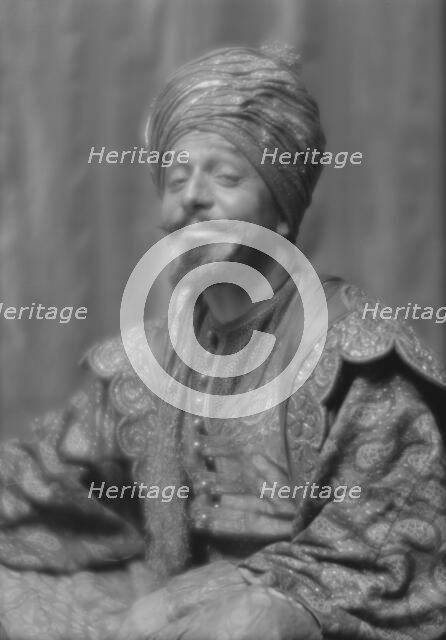 Skinner, Otis, in "Kismet", 1912 Apr. 5. Creator: Arnold Genthe.