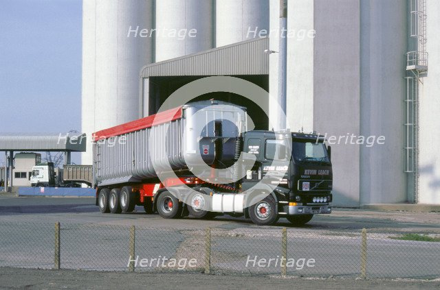 1994 Volvo fh12 truck. Artist: Unknown.