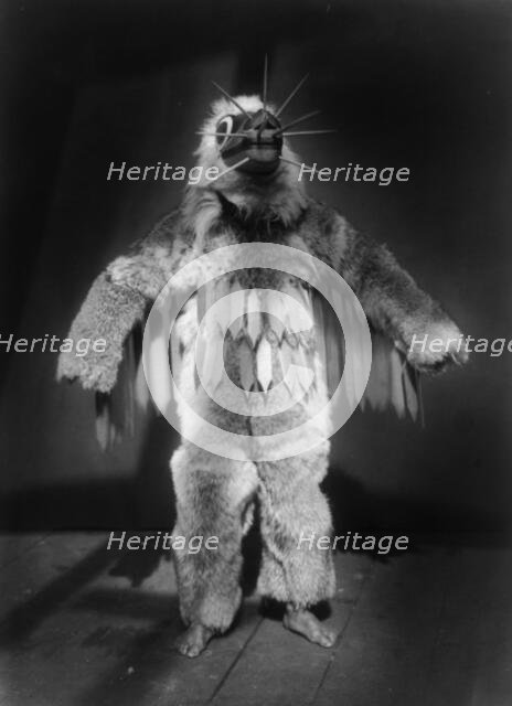 Hamasilahl-Qagyuhl, c1914. Creator: Edward Sheriff Curtis.