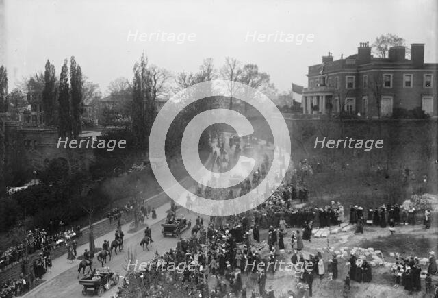 French Commission To U.S. - Procession Down 16th Street, 1917. Creator: Harris & Ewing.