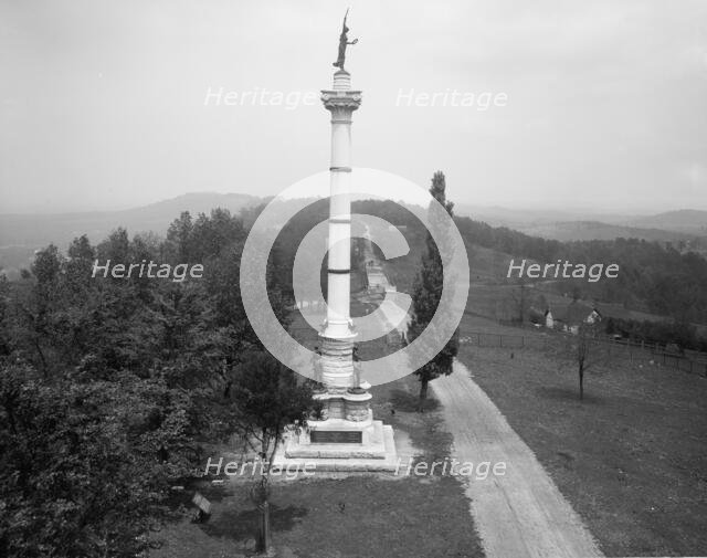 Illinois Monument, Missionary Ridge, Tenn., c1907. Creator: Unknown.