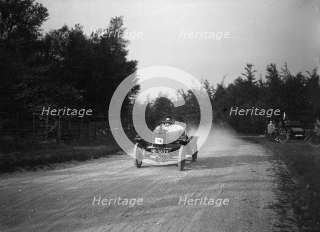 Raymond Mays' Hillman Speed Model 1496 cc 'Quicksilver, Inter-Varsity Hillclimb, Tring, Herts, 1921. Artist: Bill Brunell.