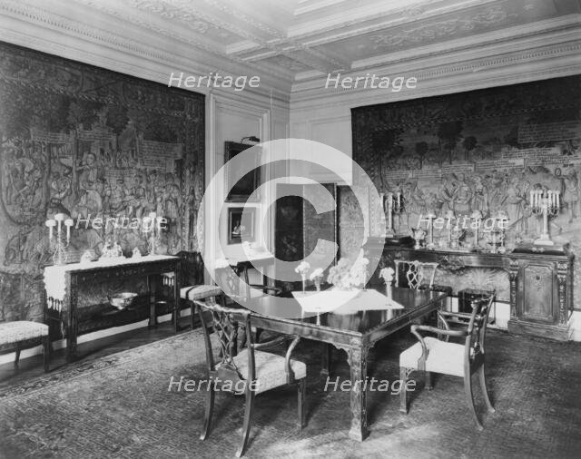 "The Causeway," James Parmelee house, 3100 Macomb Street, Washington, D.C., 1919. Creator: Frances Benjamin Johnston.