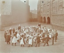 Children playing  'Twinkle, Twinkle, Little Star', Flint Street School, Southwark, London, 1908. Artist: Unknown.