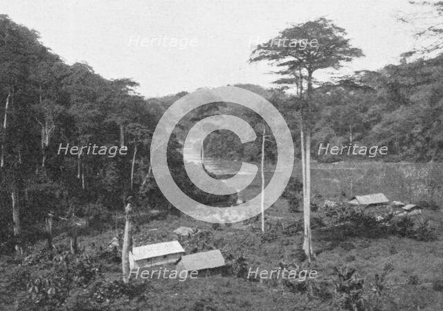 ''Vue sur le Konilou a l'embouchure de la Mandji; L'Ouest Africain', 1914. Creator: Unknown.