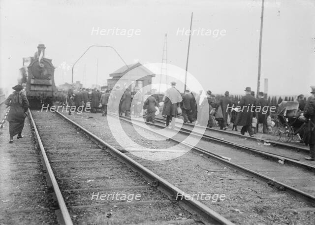 Antwerp refugees fleeing to Holland, 1914. Creator: Bain News Service.