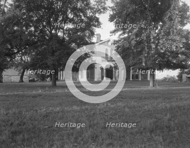 Mt. Holly Plantation house, built in 1840, still occupied, near Foote, Mississippi, 1937. Creator: Dorothea Lange.