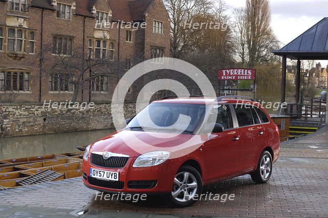 Skoda Fbia Estate  HTP 1-2  2007. Artist: Simon Clay.