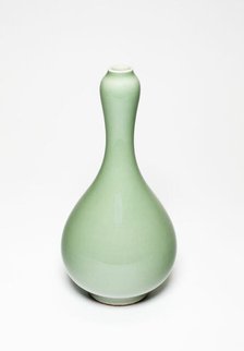 Pear-Shaped Vase, Qing dynasty (1644-1911), 18th/19th century. Creator: Unknown.