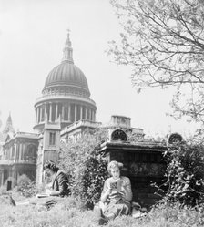St Paul's Cathedral churchyard, London, 1952. Artist: Henry Grant
