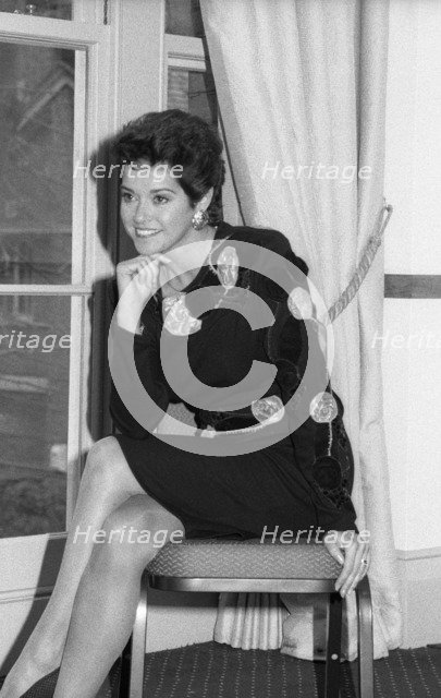 Gemma Craven, BAFTA, Picadilly, London, 1990.  Artist: Brian O'Connor.