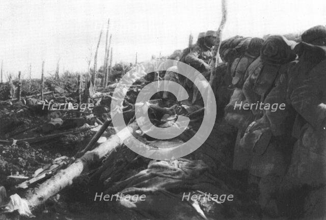 'Aux Eparges; Apres l'enlevement d'assaut d'une tranchee allemande avoisinant le..., 1915 (1924). Creator: Unknown.