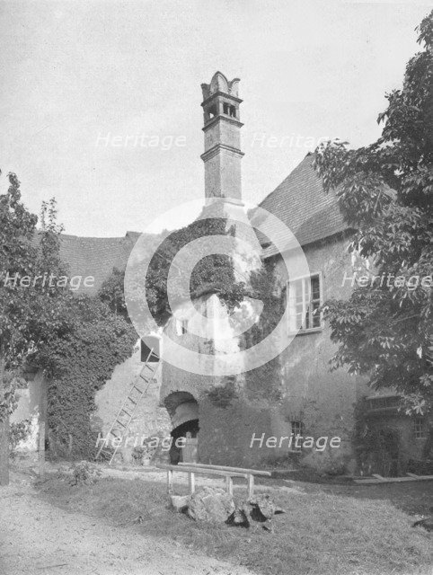 'Farmyard in Lower Austria', 1910. Artists: Konrad Heller, C Angerer & Goschl.