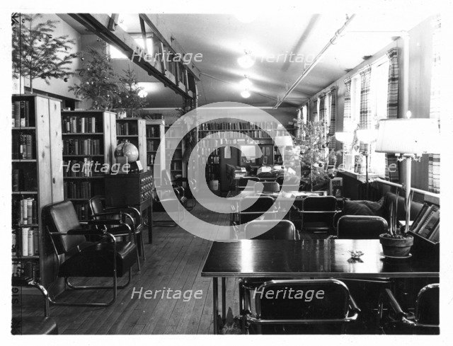 Library at Fort Sheridan, Illinois, USA, 1940. Artist: Unknown