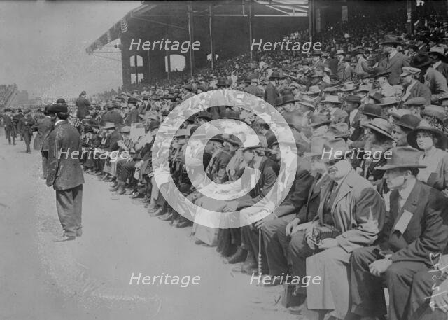 Chicago fans, between c1910 and c1915. Creator: Bain News Service.