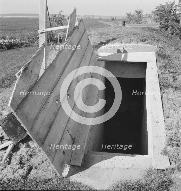 Storage cellar on Botner farm, Nyssa Heights, Malheur County, Oregon, 1939. Creator: Dorothea Lange.