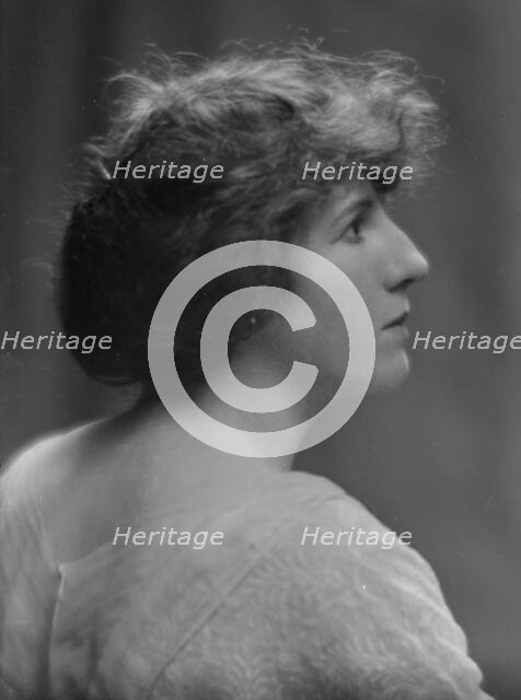 Dagma, Thyra, Miss, portrait photograph, 1914 May 5. Creator: Arnold Genthe.