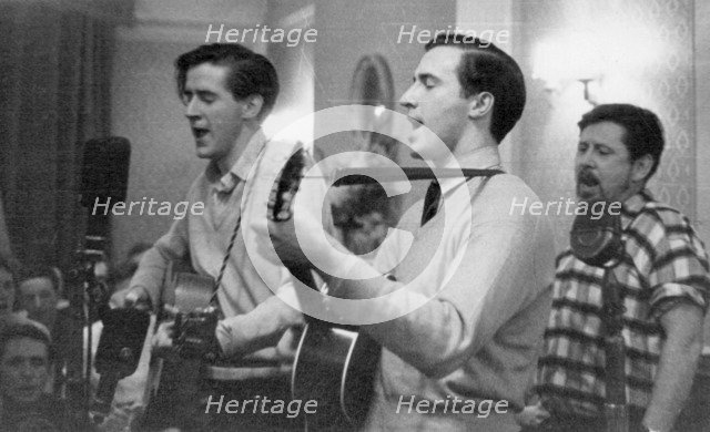 Alex and Rory McEwen, Enterprise Public House, London, late 1950s-early 1960s. Artist: Eddis Thomas