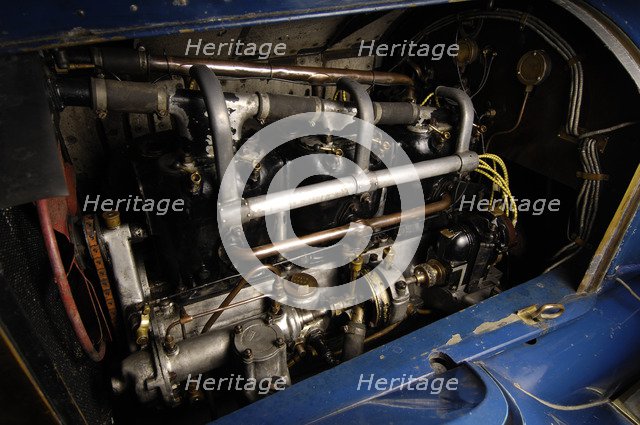 Napier open tourer 1913. Artist: Simon Clay.