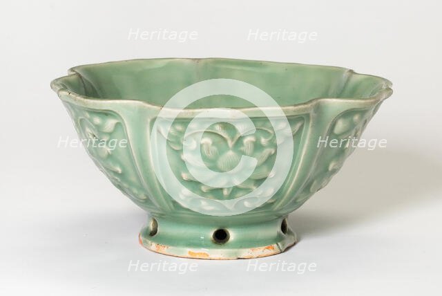 Foliate Bowl with Lotus Flowers, Ming dynasty (1368-1644). Creator: Unknown.