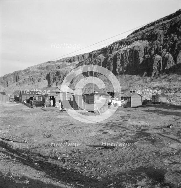 Yakima Indian village, on the Columbia River..., Celilo, Wasco County, Oregon, 1939. Creator: Dorothea Lange.