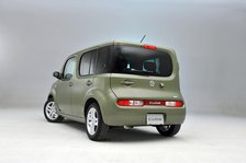 Nissan Cube 2008. Artist: Simon Clay.