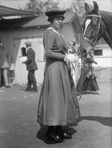 Horse Shows - Miss C. Vauclain, 1916. Creator: Harris & Ewing.