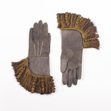 Gauntlets, British, 1680-1710. Creator: Unknown.