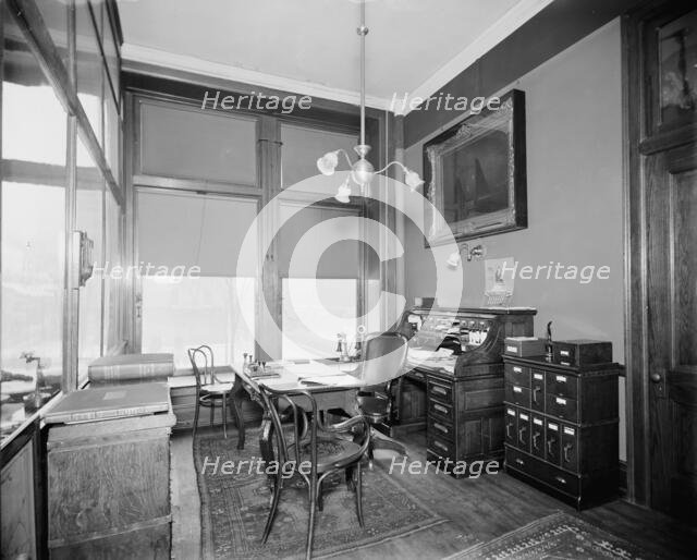 General office, Mulford & Petry Co., 1904. Creator: Unknown.