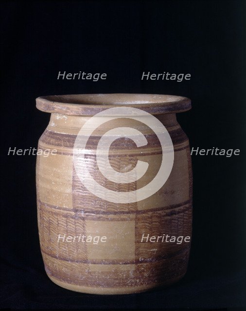 Decorated Urn, comes from the Ibero - Celtic - Roman city Azaila Alcalá (Teruel).