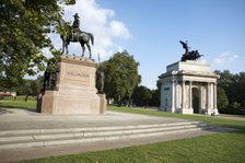 Statue of the Duke of Wellington and the Wellington Arch, London, c1980-c2017. Creator: Historic England commissioned photographer.