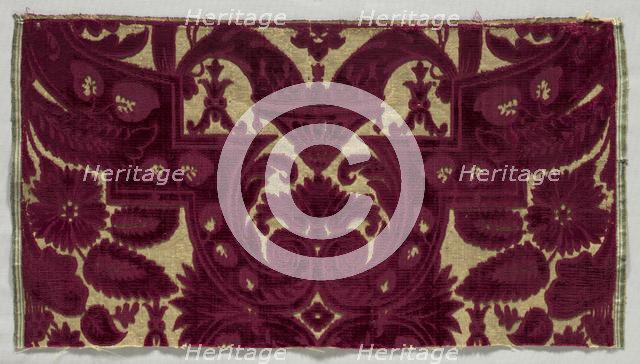 Velvet Fragment, 1600s. Creator: Unknown.