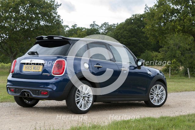 2015 Mini Cooper S 5 door. Creator: Unknown.