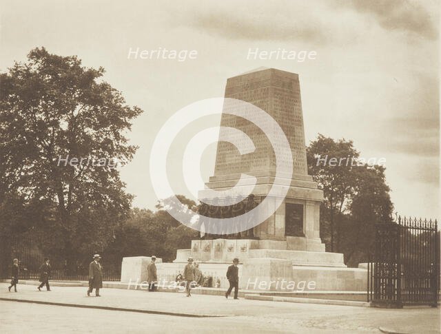 [World War I monument]. From the album: Photograph album - London, 1920s. Creator: Harry Moult.