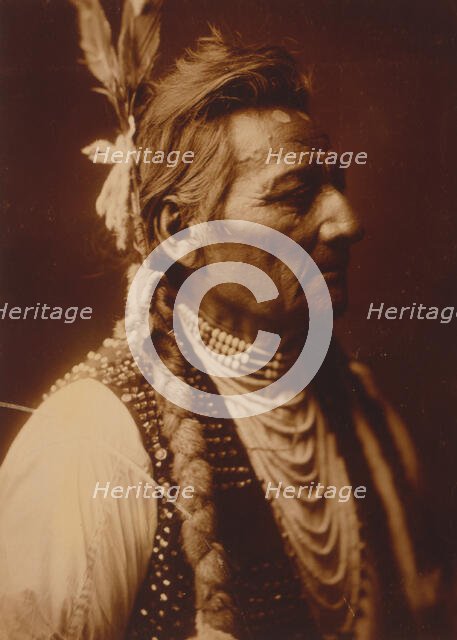 PioPio-Maksmaks, Profile-Wallawalla, c1905. Creator: Edward Sheriff Curtis.