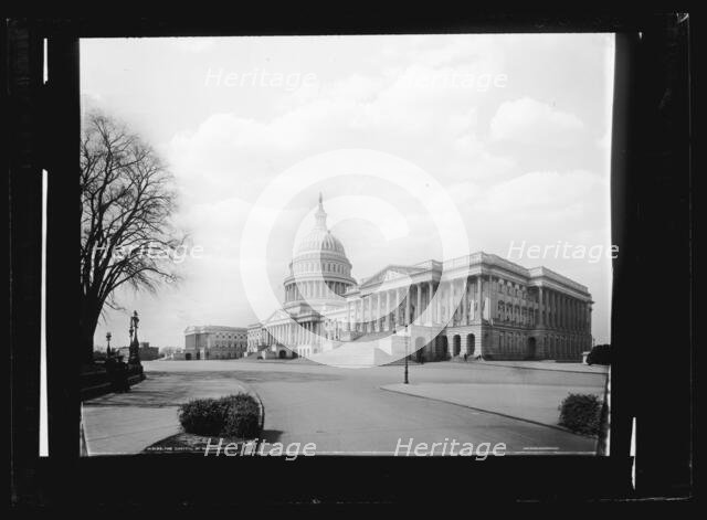 The Capitol at Washington, c.between 1900 and 1909. Creator: William H. Jackson.