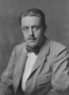 Mr. L.G. Piemantel, portrait photograph, 1918 July 30. Creator: Arnold Genthe.