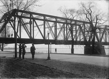 District of Columbia Parks - Guards in Potomac Park at Railway Bridge, 1917. Creator: Harris & Ewing.
