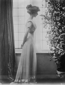 A. Stewart (Duchess Vizeu), Princess of Braganza, 1912. Creator: Bain News Service.