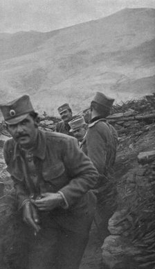 'Tranchee serbe de premiere ligne devant le Kaimaktchalan avant l'attaque du sommet', 1916. Creator: Unknown.