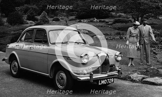 1955 Riley 1.5 saloon. Creator: Unknown.
