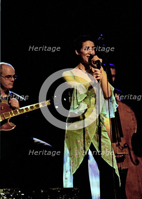 Stacey Kent, Chequer Mead, East Grinstead, October, 2003.    Artist: Brian O'Connor.