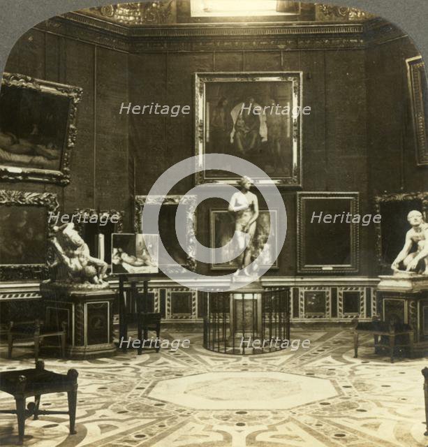 'Wrestlers. Venus de Medici and Knife Grinder, Uffizi Palace, Florence, Italy', c1909. Creator: Unknown.