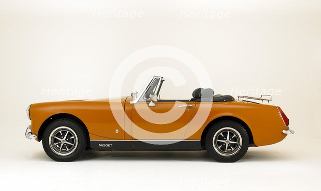 1975 MG Midget Artist: Unknown.