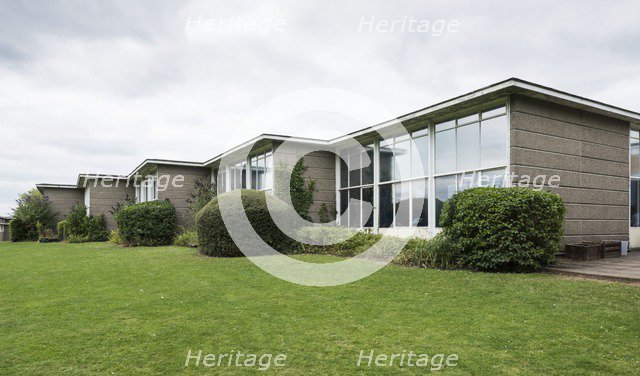 Richard Lee Primary School, The Drive, Coventry, West Midlands, 2014. Artist: Steven Baker.