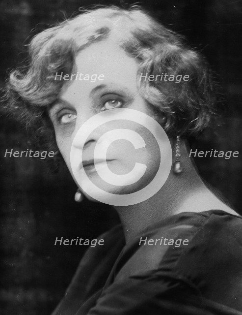 Portrait of the author Nadezhda Teffi (1872-1952), End 1920s.