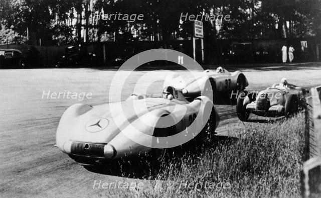 Mercedes Streamliner cars competing in the Avusrennen, Berlin, 1937. Artist: Unknown